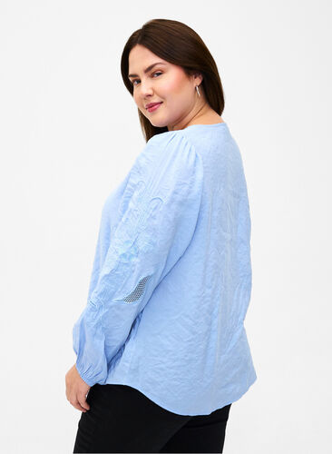 Blouse in TENCEL™ Modal with embroidery details, Serenity, Model image number 1