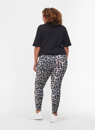 Long leggings with leopard print, Leopard, Model image number 1
