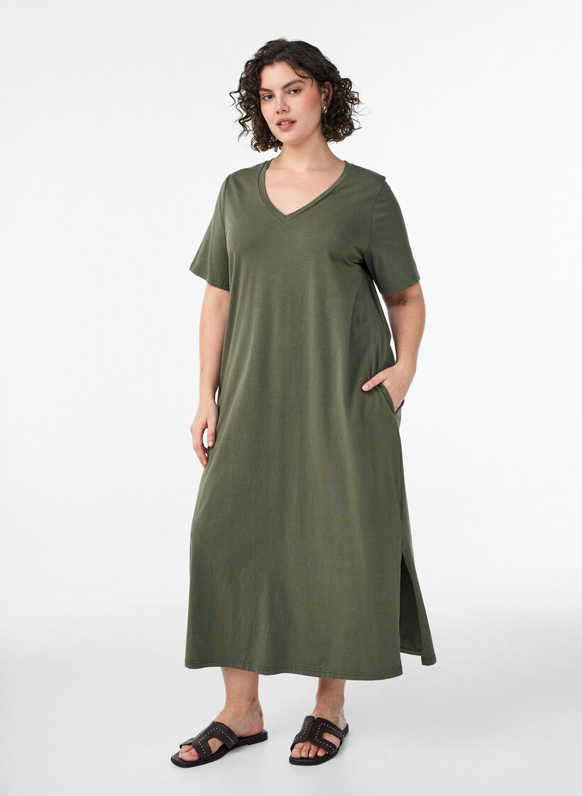 Midi T-shirt dress with a V-neck, 2151, Model image number 0