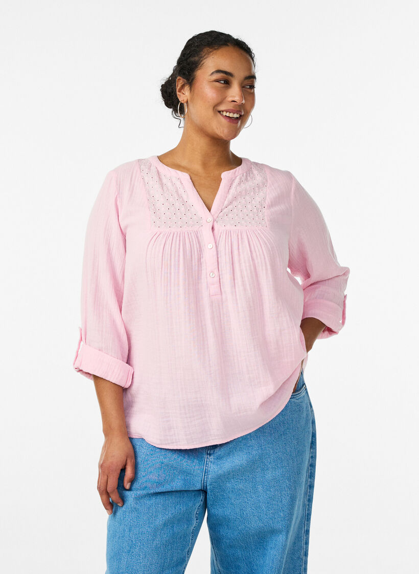 Blouse in cotton muslin with broderie anglaise, Rose, Model image number 0