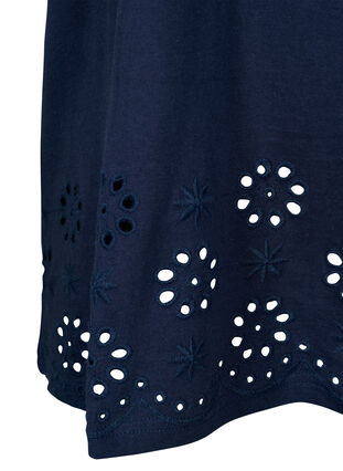 T-shirt in cotton with embroidery anglaise, Navy Blazer, Packshot image number 3