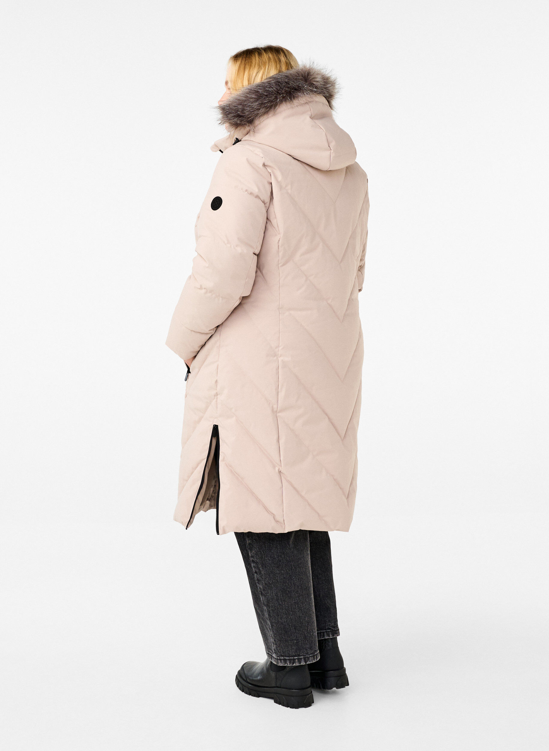 Zizzifashion Long winter coat with hook fastenings and a faux fur collar, Beige, Model image number 2