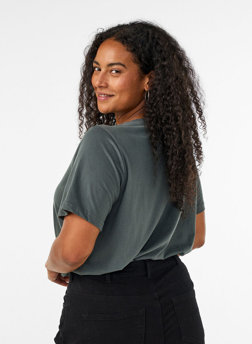 T-shirt with motif, Green, Model image number 2