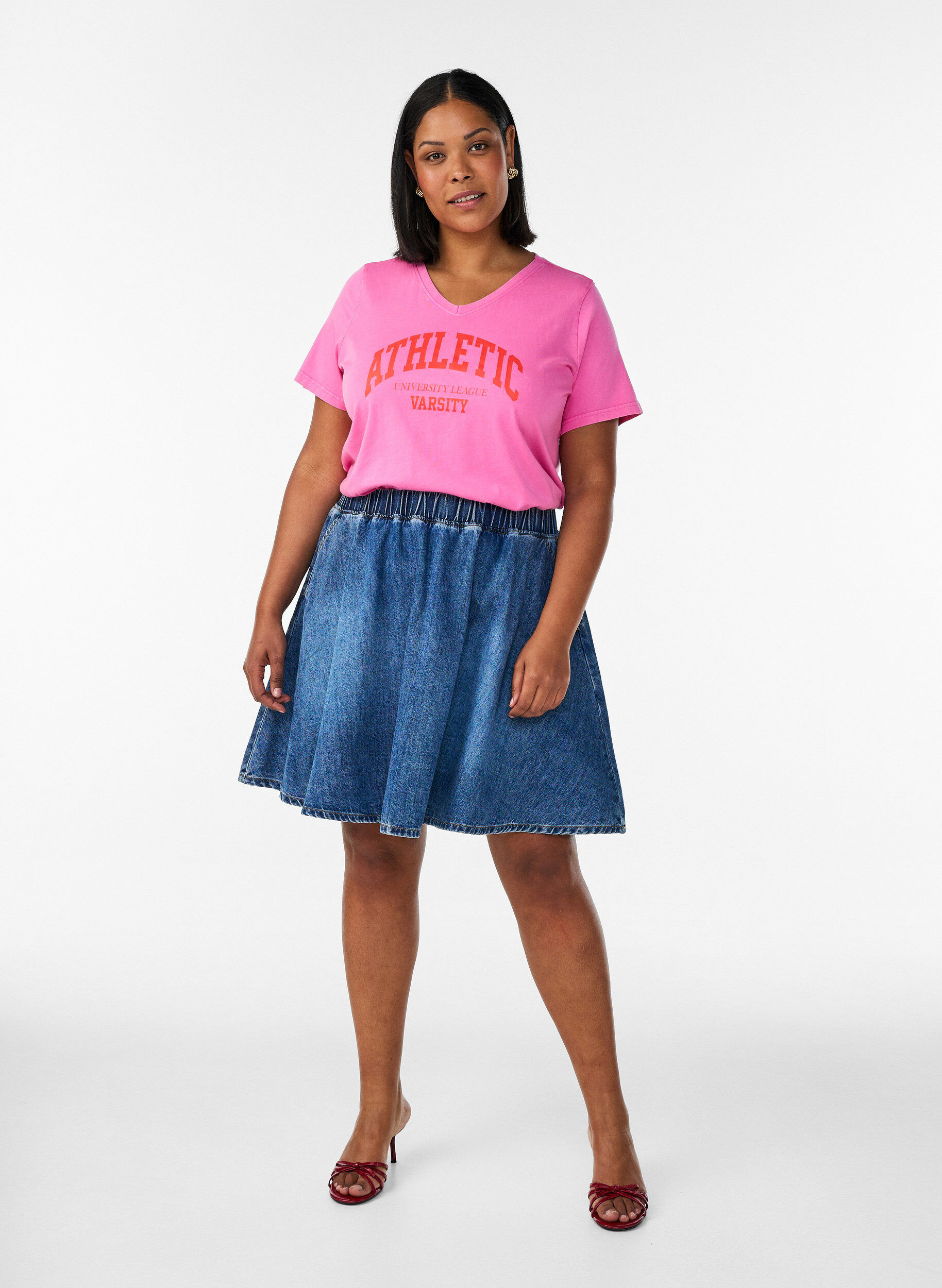 Zizzifashion Organic cotton T-shirt with a varsity print and V-neck, Rose, Model image number 1
