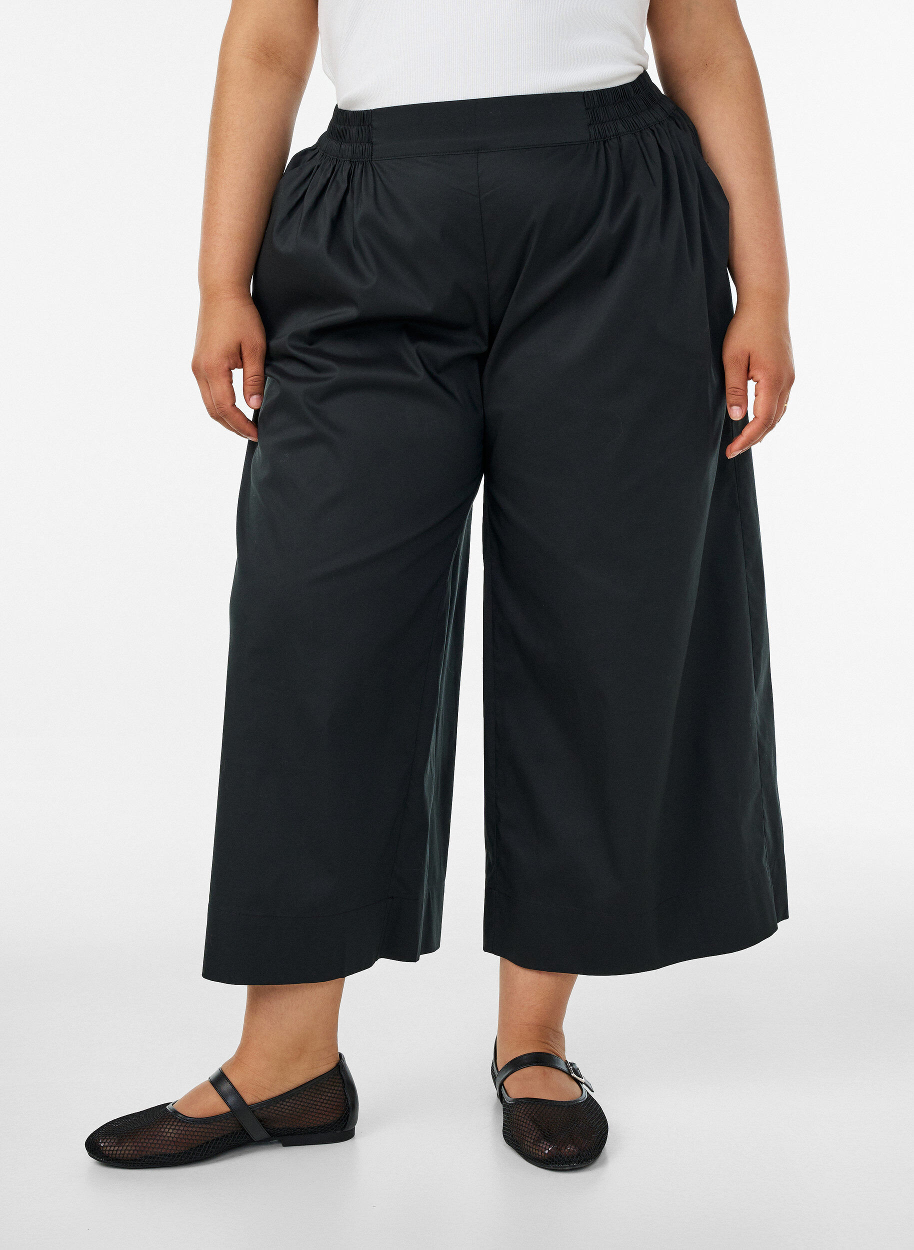 Zizzifashion Culottes with an elasticated waist and wide legs, Black, Model image number 2