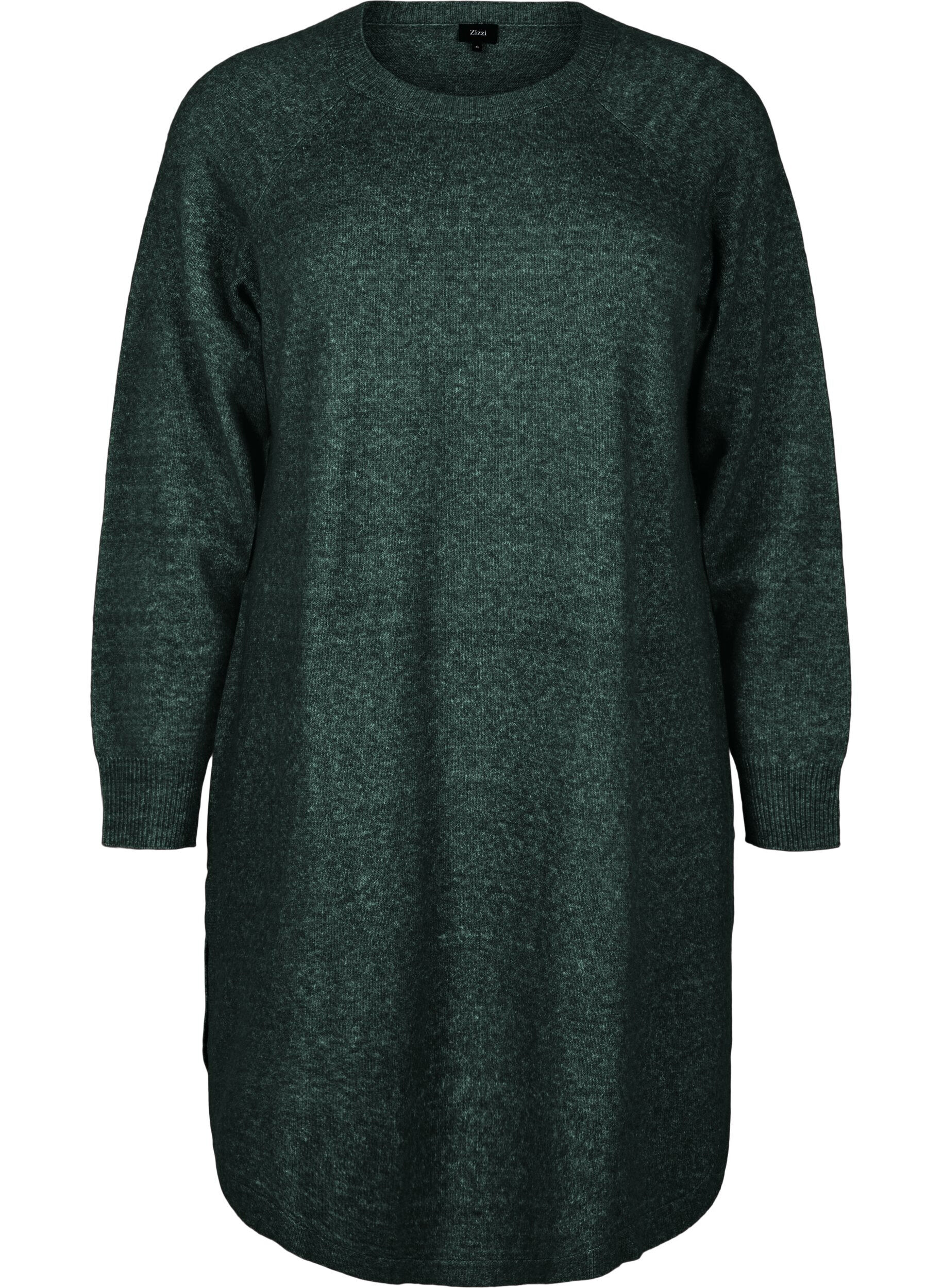 Short knitted dress with a round neck