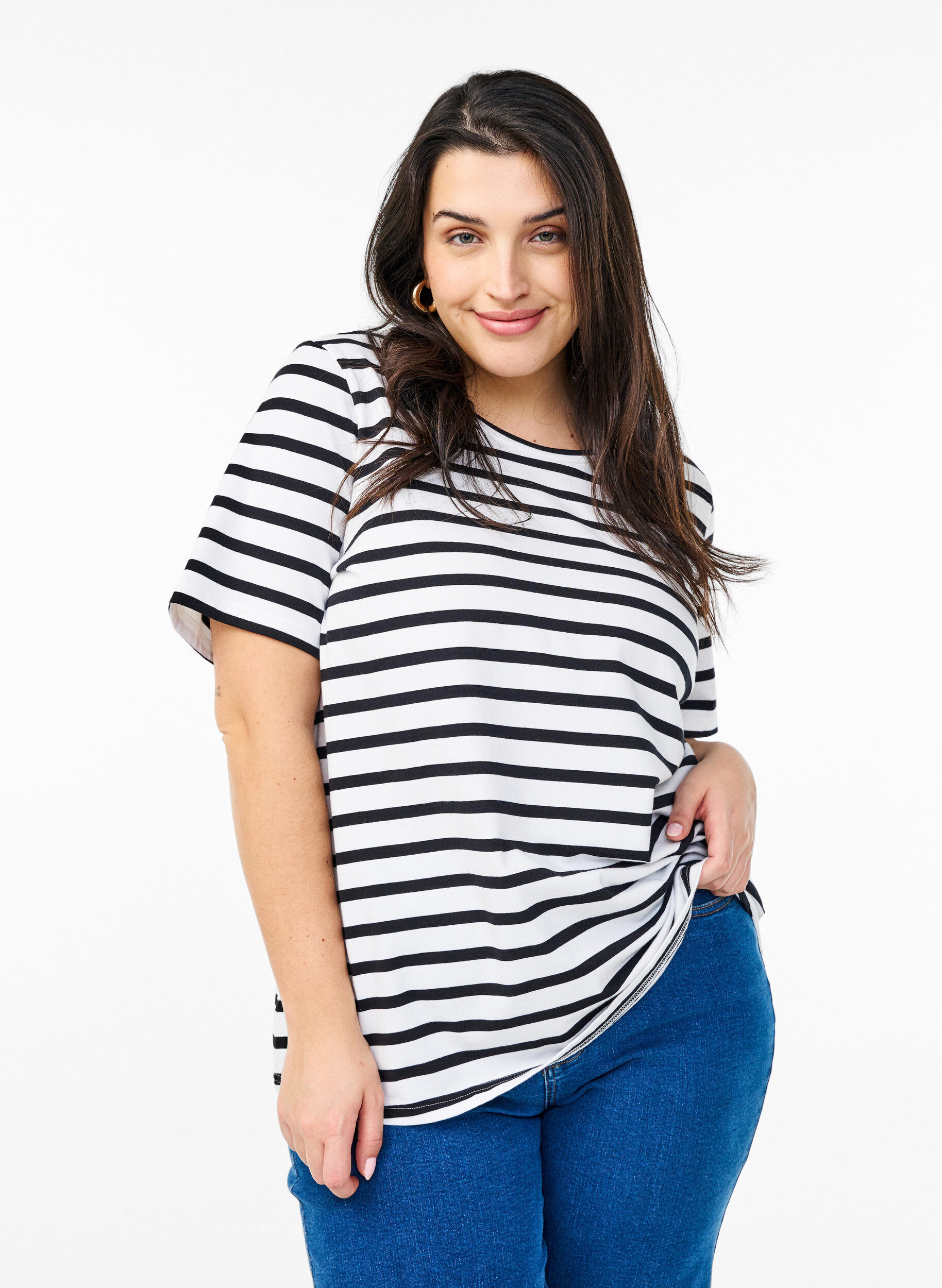 Striped T-shirt in organic cotton, Black, Model