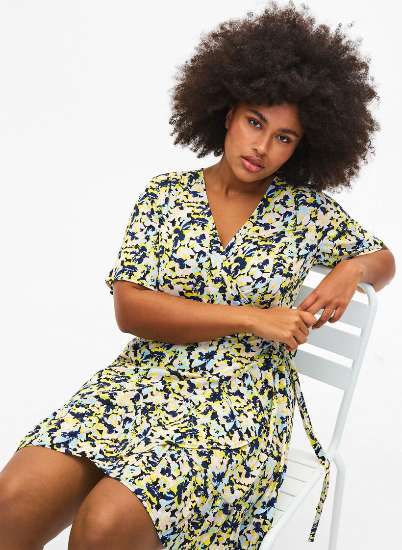 Printed wrap dress with short sleeves, Yellow, Image image number 1