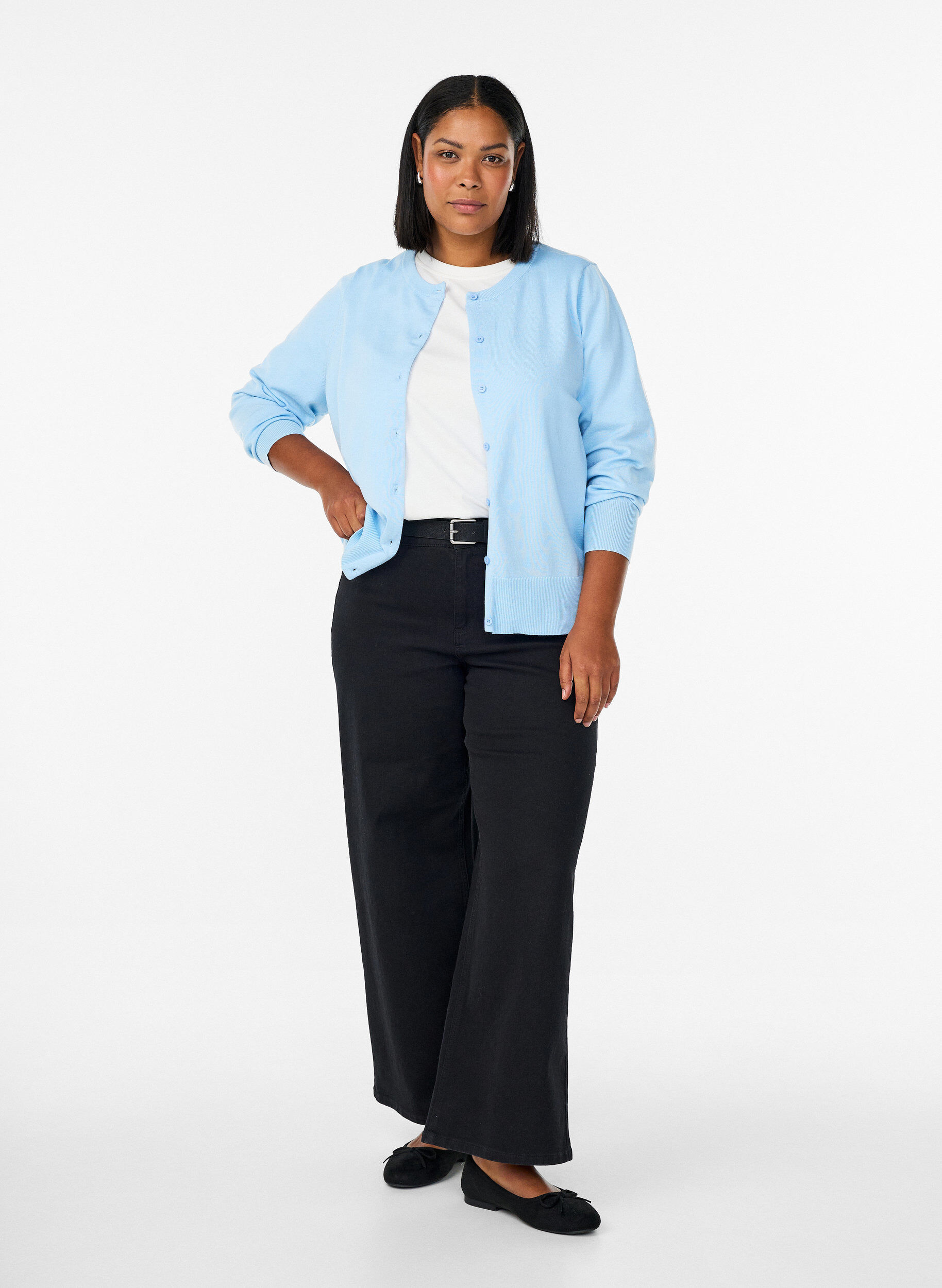 ZizzifashionFine-knit cardigan with round neck, Light Blue, Model image number 1