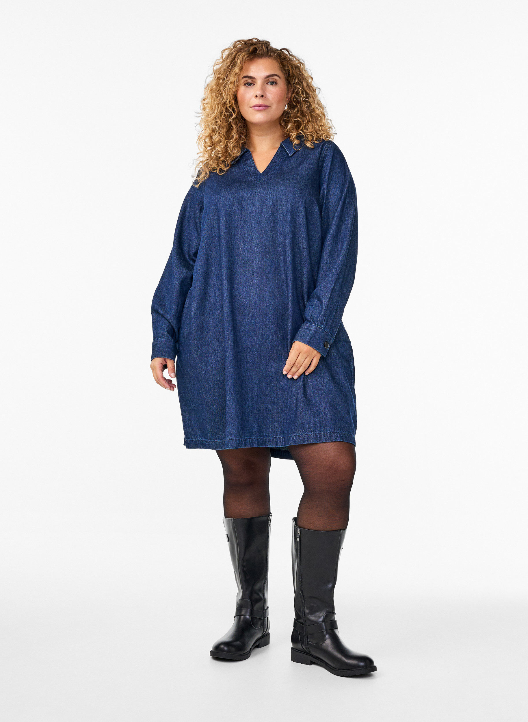 ZizzifashionShort denim dress with a V-neck and collar, Blue, Model image number 1