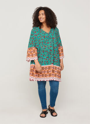 Printed viscose tunic with A-line cut, Indian Paisley, Model image number 2