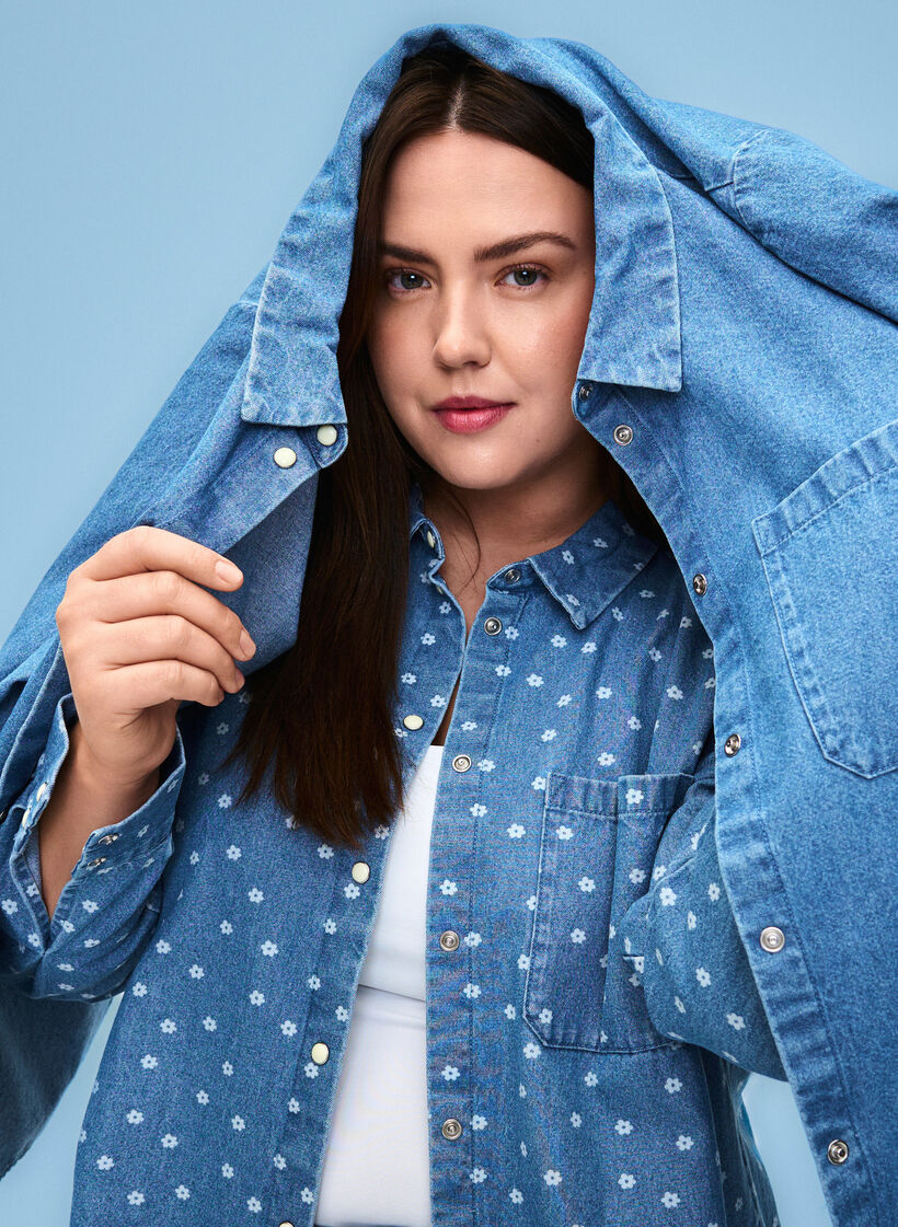 Floral denim shirt with chest pocket, Light Blue w.Flowers, Image image number 0