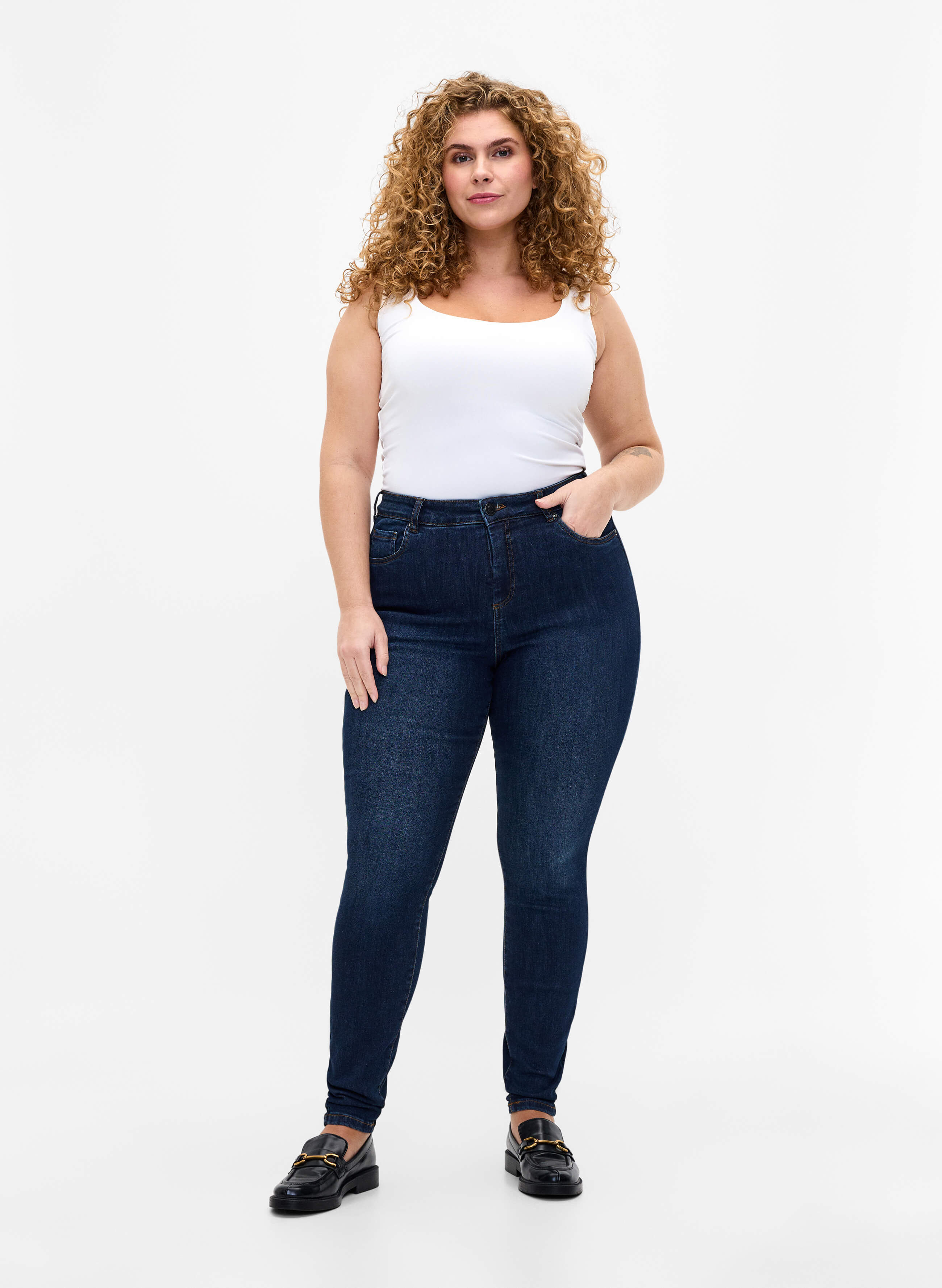 Zizzifashion Super slim jeans with high waist, Dark Blue, Model image number 0