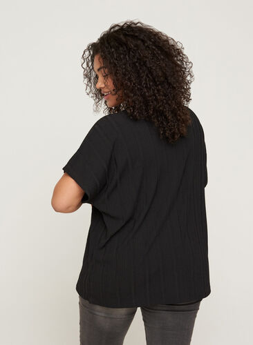 Short-sleeved t-shirt with texture, Black, Model image number 1