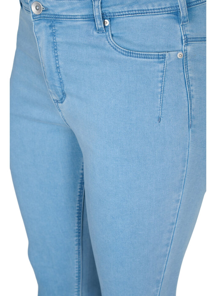 Cropped Amy jeans with zipper detail, Light Blue, Packshot image number 2