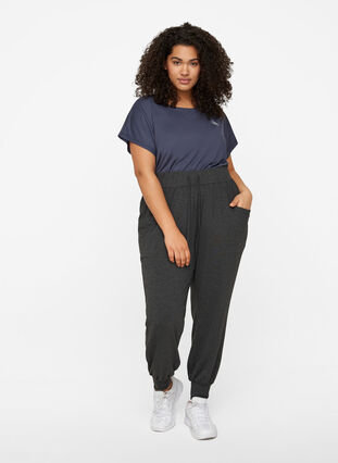 Loose trousers with pockets, Dark Grey Melange, Model image number 2