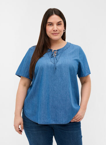 Short-sleeved denim blouse in cotton, Medium Blue Denim, Model image number 0