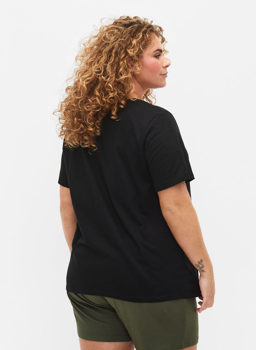 Short-sleeved basic t-shirt with v-neck, Black, Model image number 2