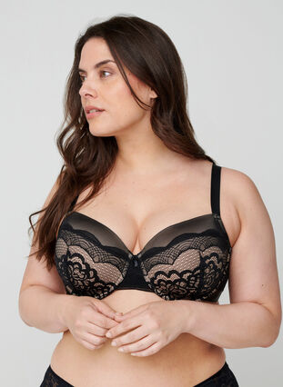 Lace Alma bra with underwiring, Nude, Model image number 0