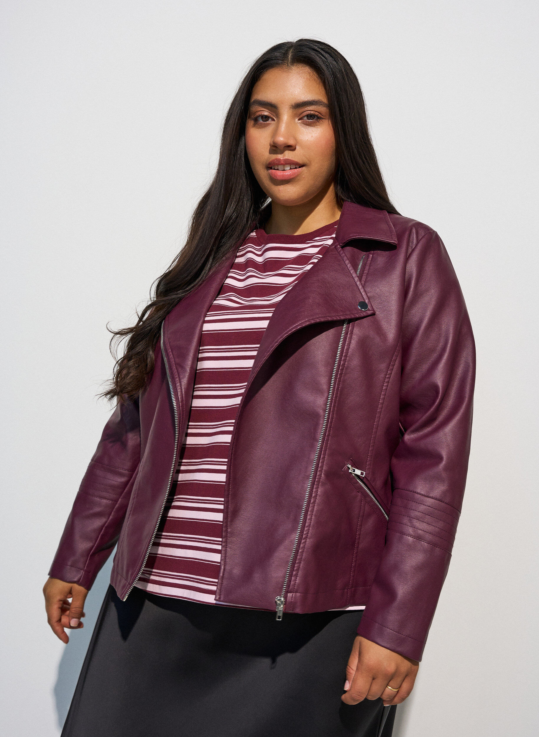 Faux leather biker jacket, Red, Model