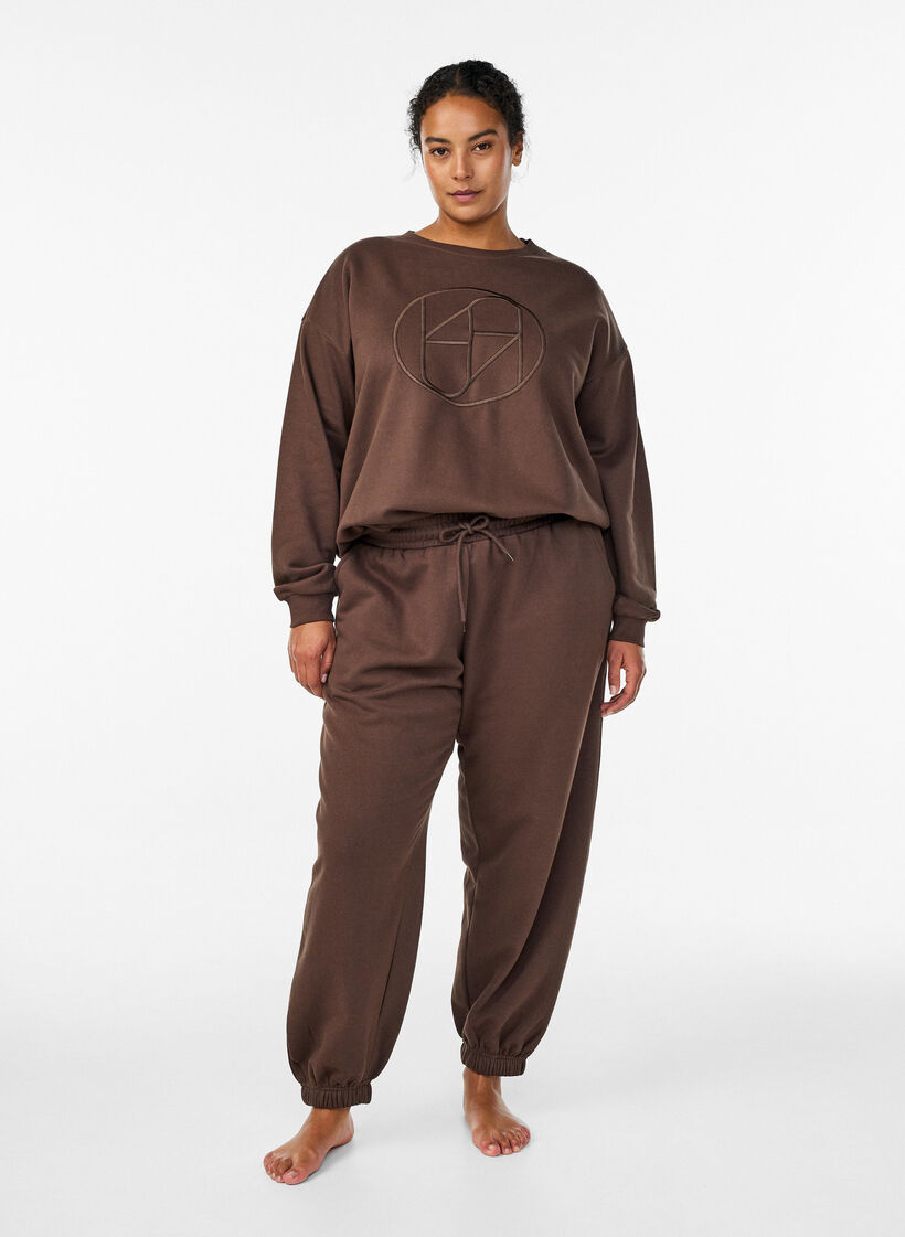 Sweatshirt with motif, Brown, Model image number 1