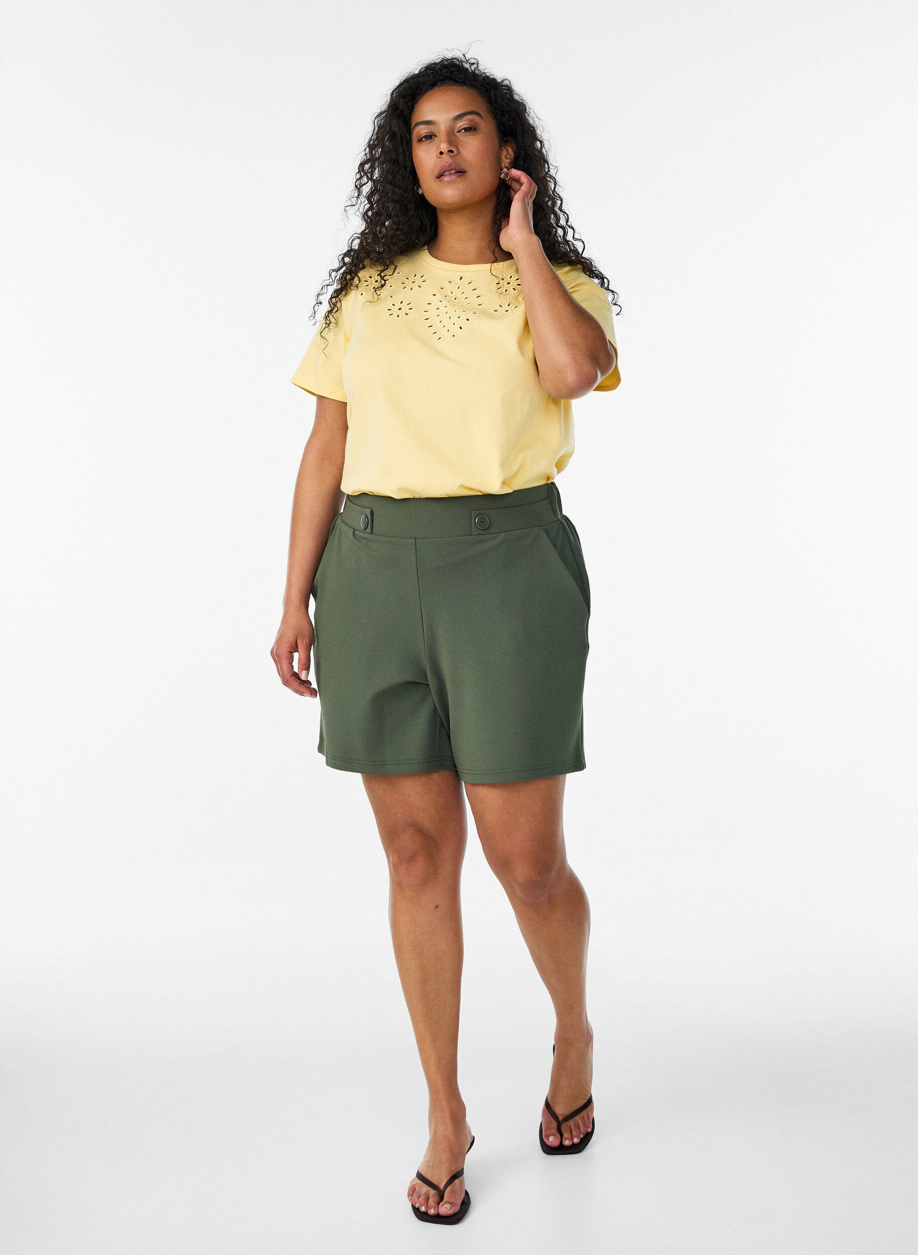 Zizzifashion Organic cotton T-shirt with eyelet embroidery, Yellow, Model image number 1