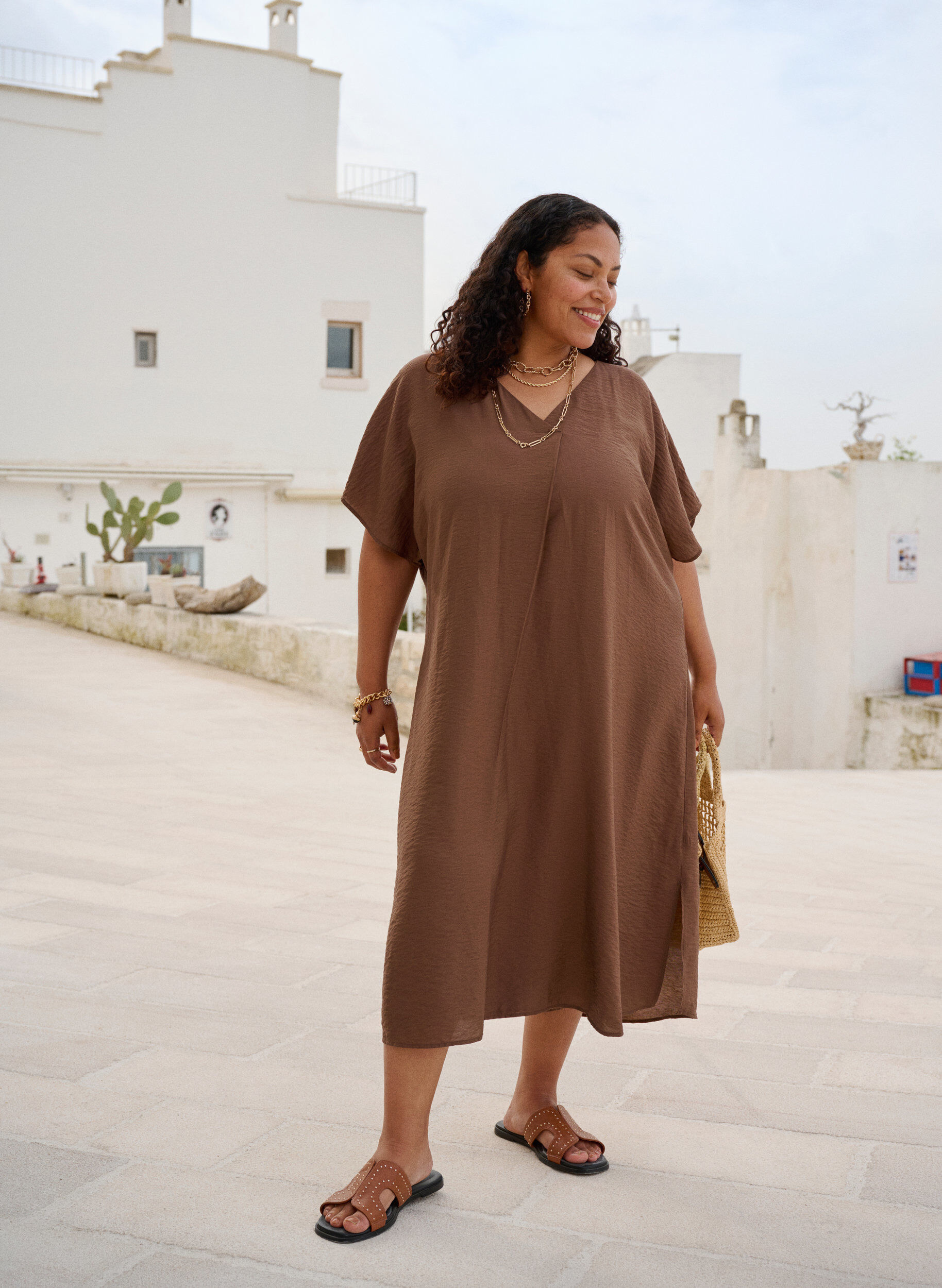 Zizzifashion V-neck dress in viscose, Brown, Image image number 0