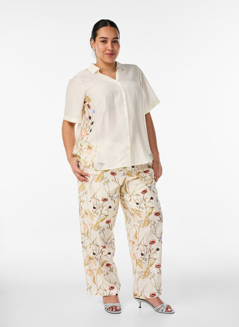 Shirt blouse with elbow-length sleeves and floral details, Beige, Model image number 1