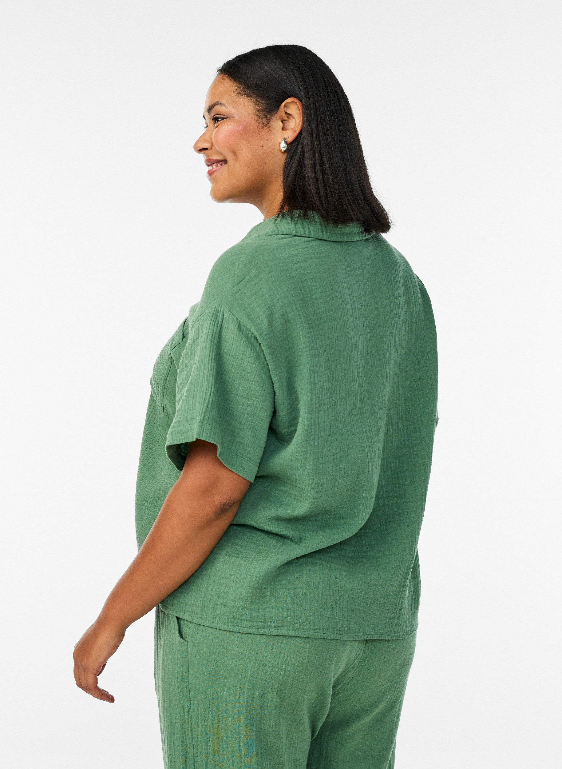 Zizzifashion Cotton muslin blouse with short sleeves, Green, Model image number 2