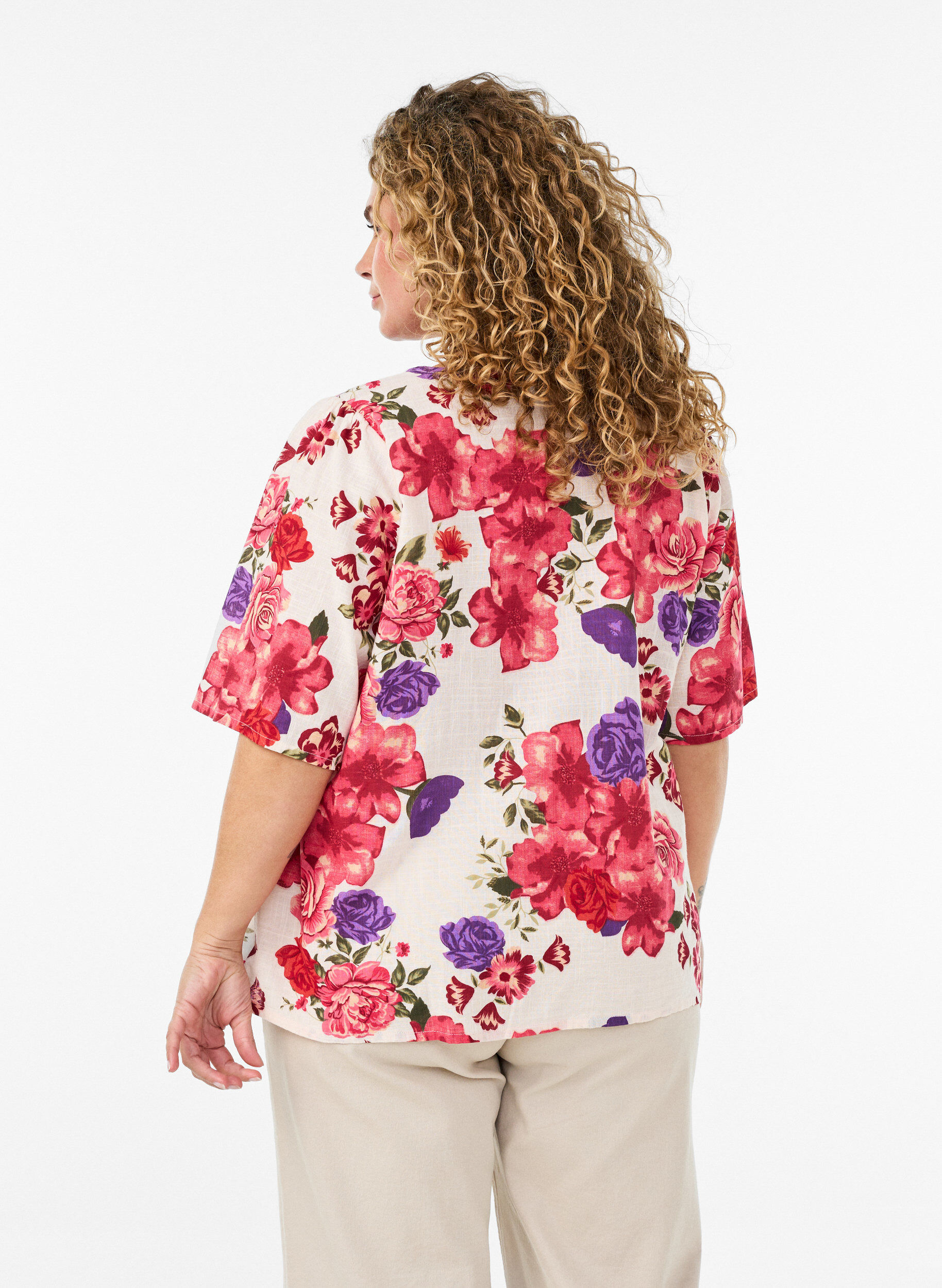 Zizzifashion Short-sleeved cotton shirt with a V-neck, Red, Model image number 2