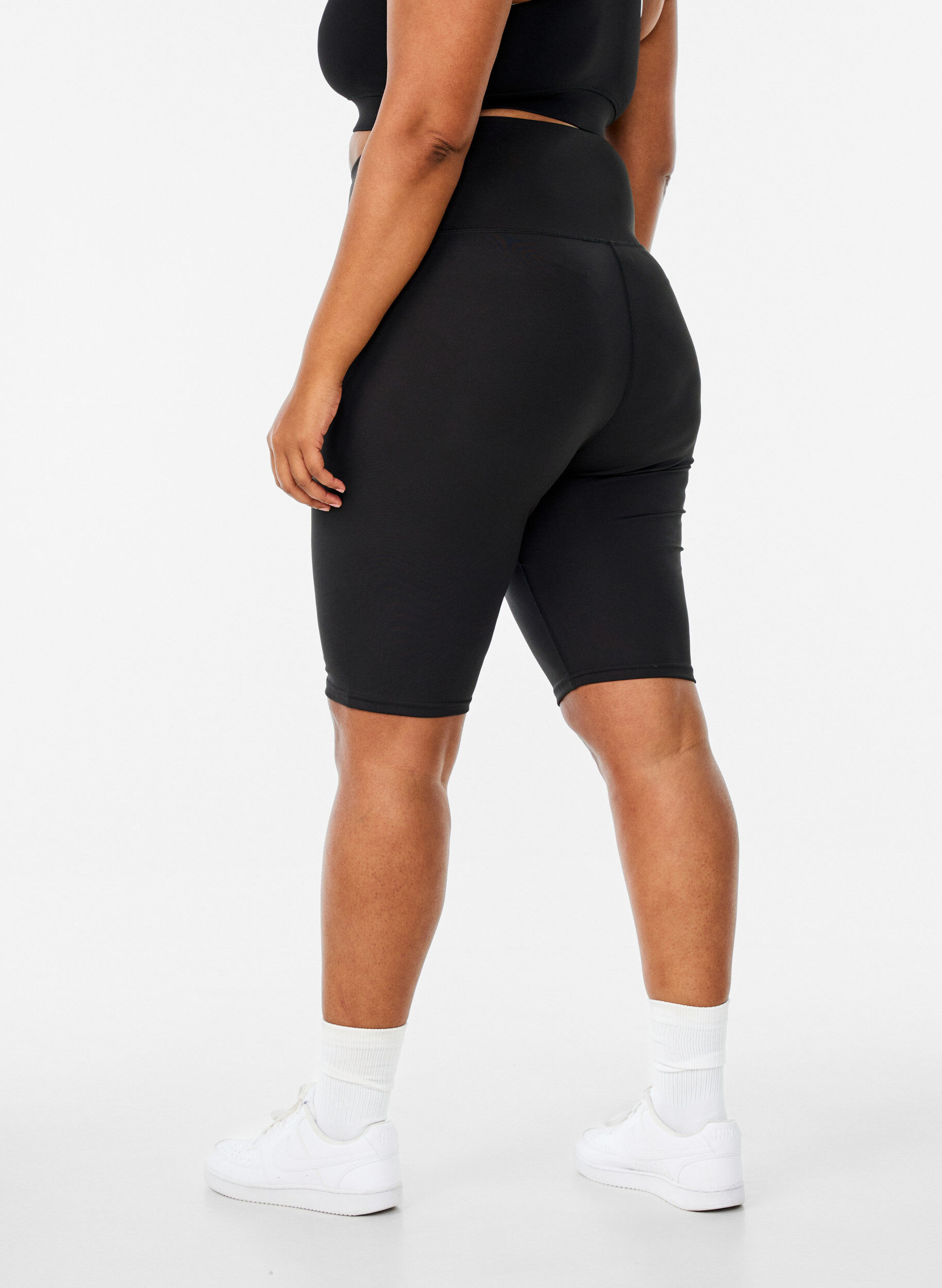 Zizzifashion Long tight training shorts, Black, Model image number 2
