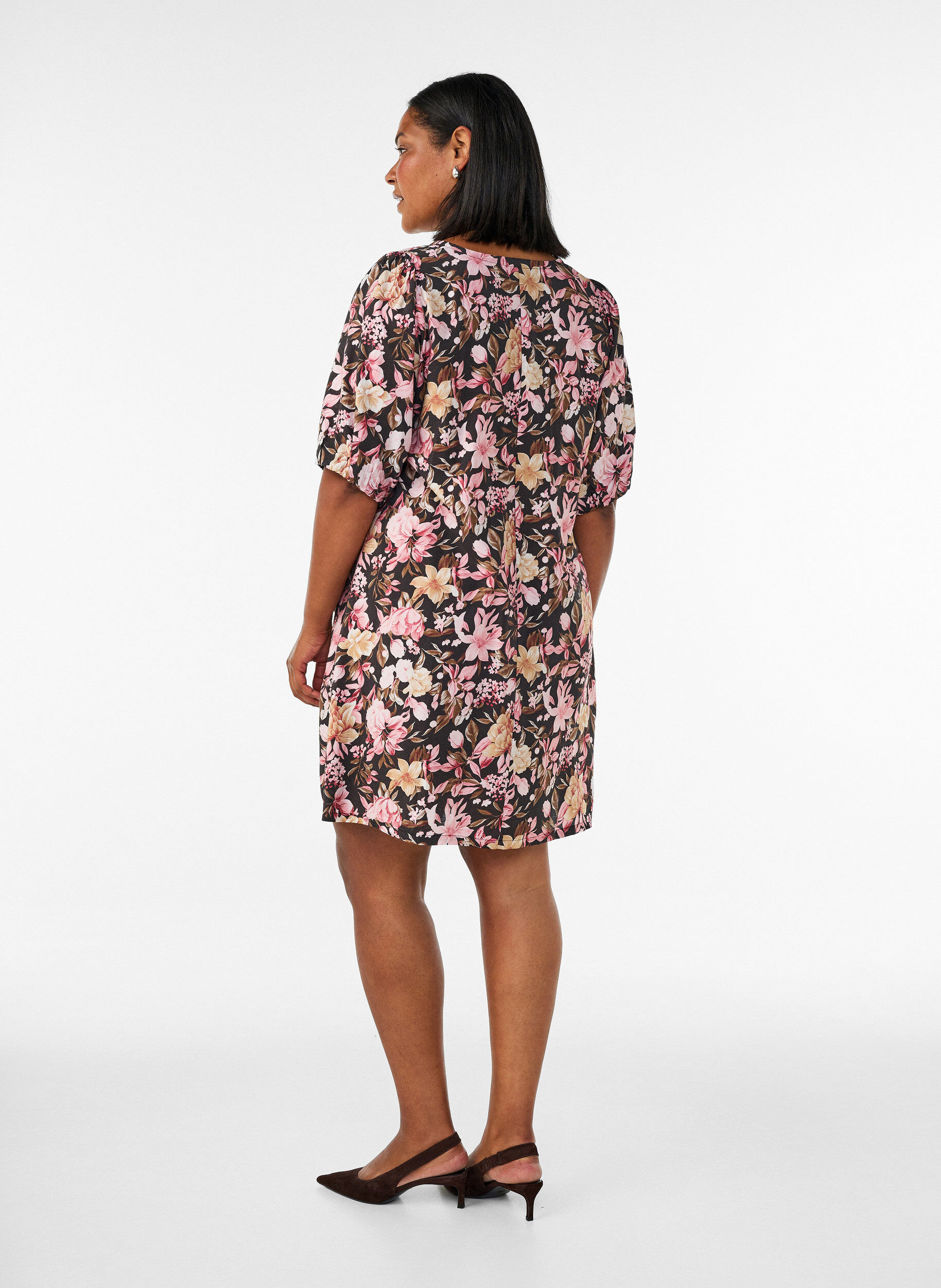 ZizzifashionShort A-line dress with V-neck, Rose, Model image number 2