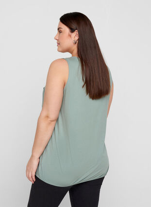 Plain-coloured top in cotton, Chinois Green, Model image number 1