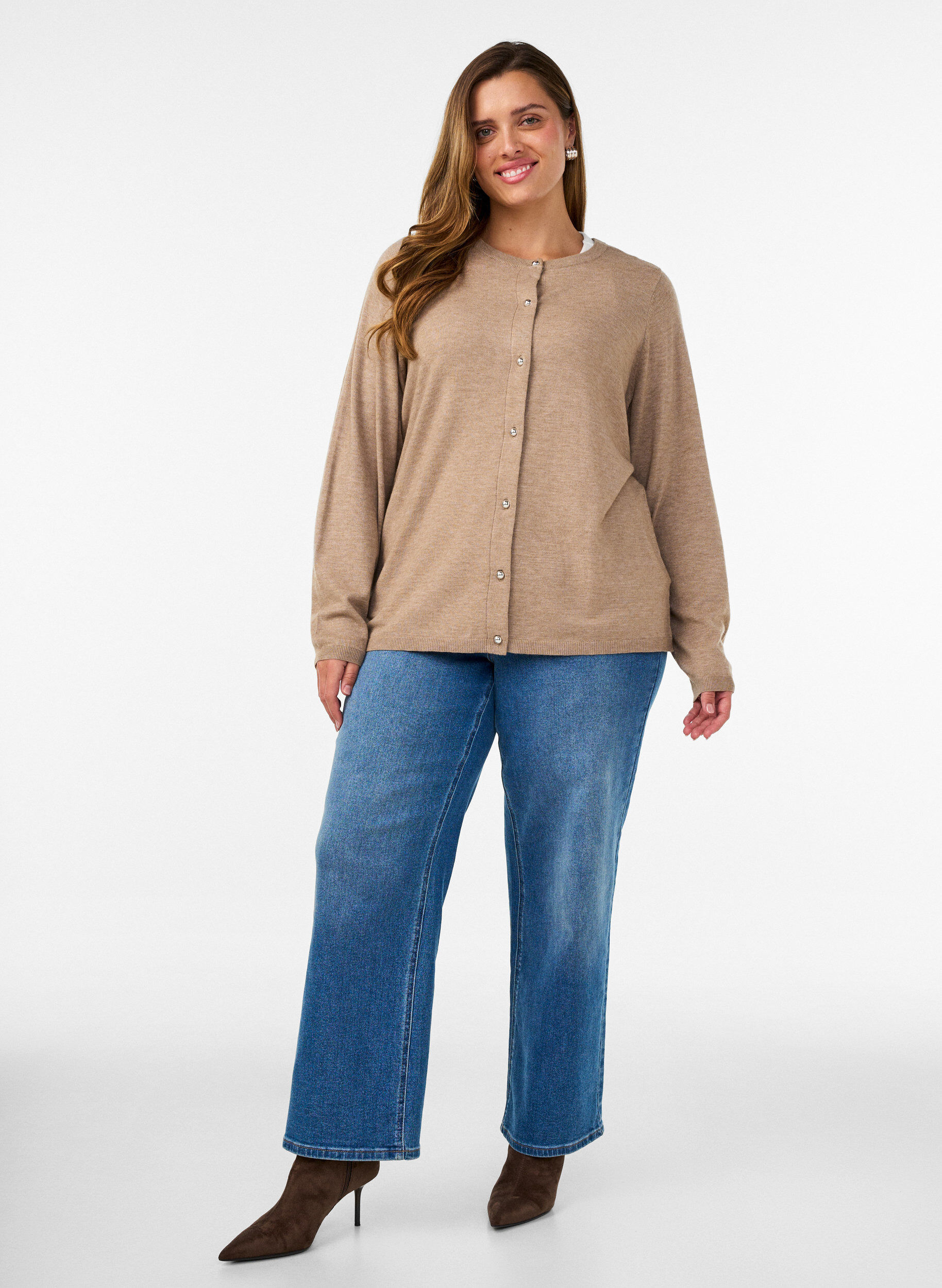 ZizzifashionCardigan with round buttons, Beige, Model image number 1