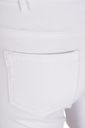Slim fit Emily short with a regular waist, Bright White, Packshot image number 3