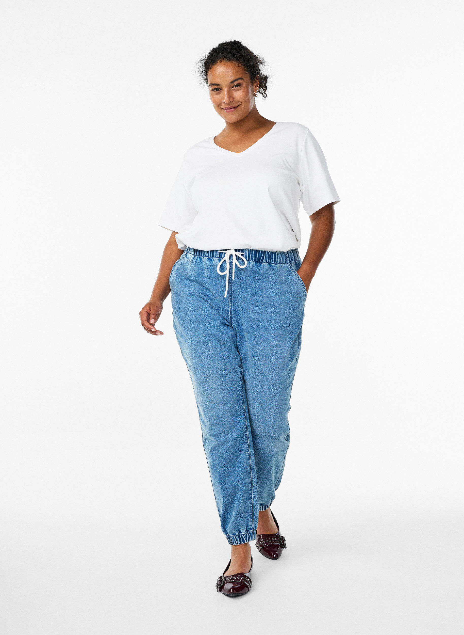 Denim joggers with pockets, Light Blue, Model