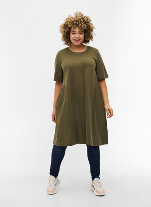Short sleeve cotton dress with pleated skirt, Ivy Green, Model image number 2