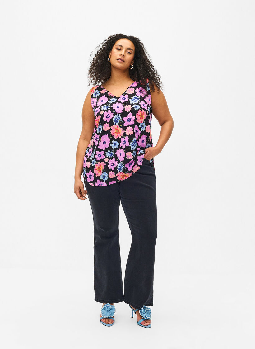Floral top with v-neck, Black Big Flower AOP, Model image number 2