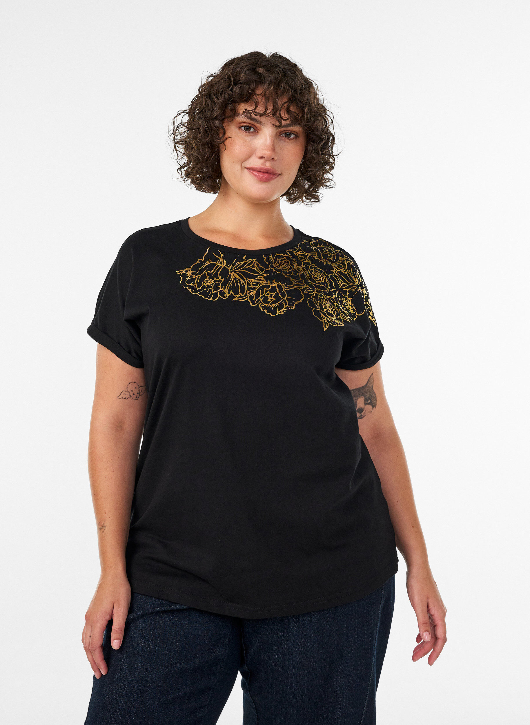 Cotton T-shirt with floral print, Black, Model