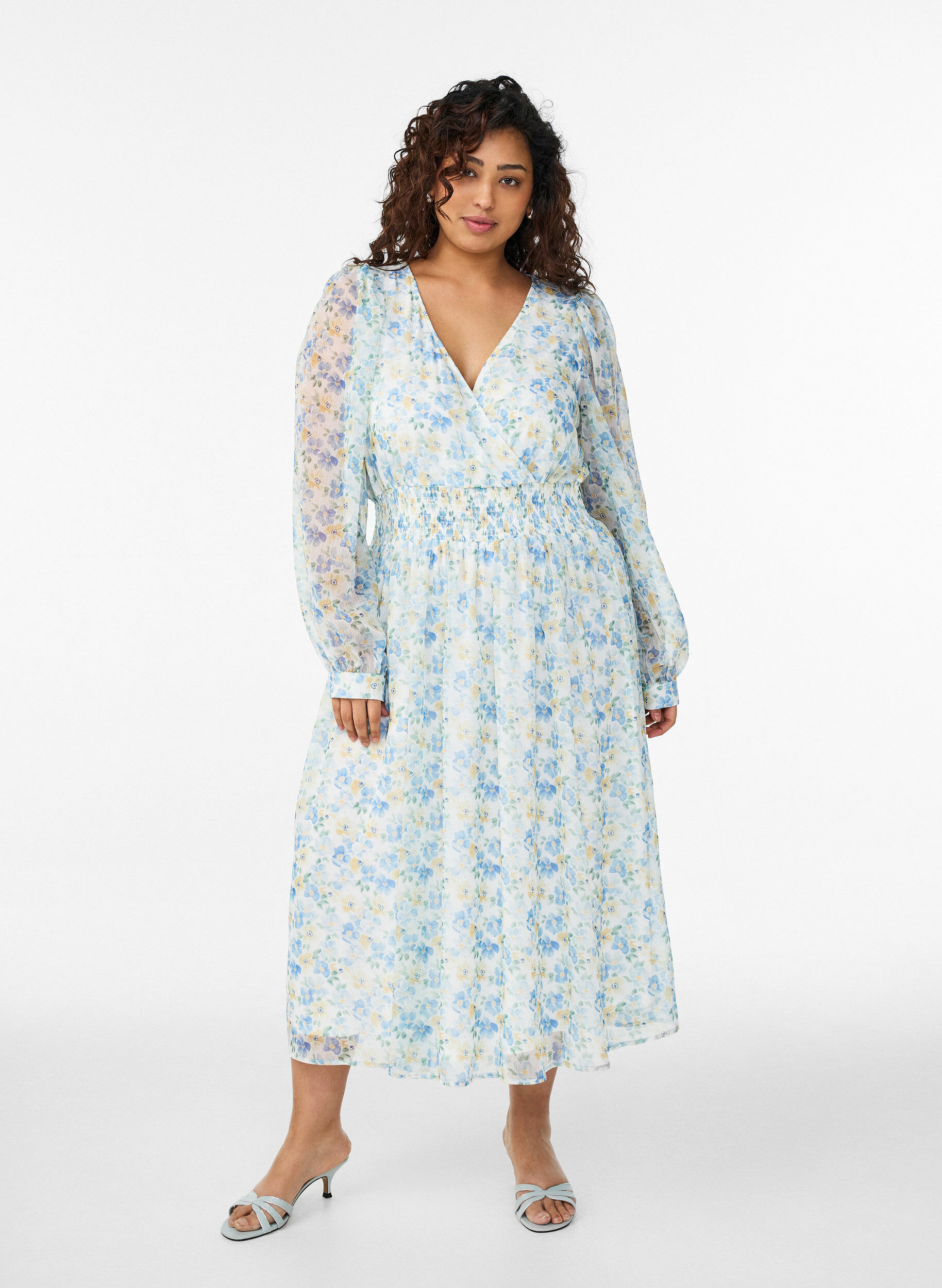Zizzifashion Floral midi dress with wrap-look and smock, Light Blue, Model image number 0