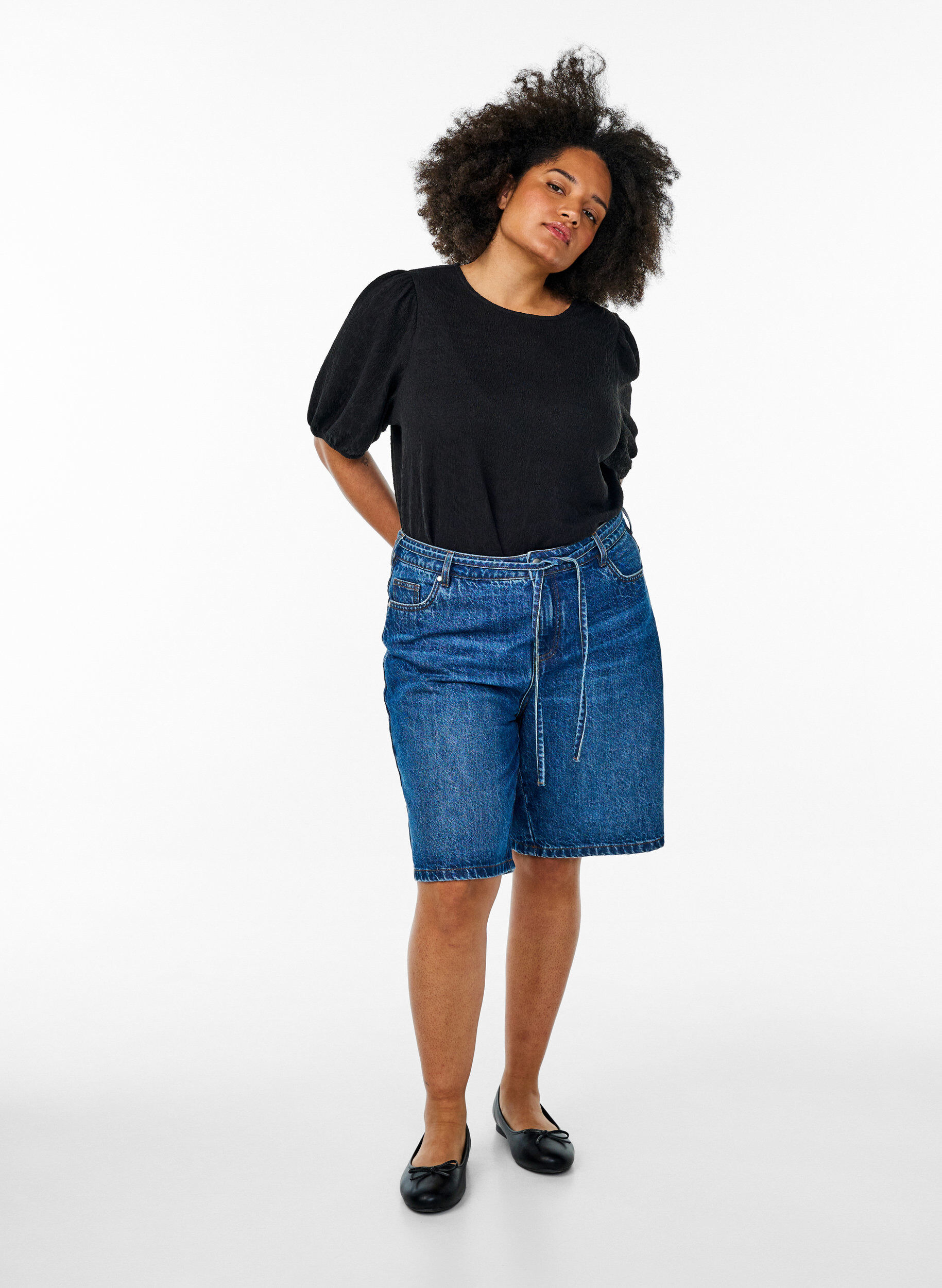 Zizzifashion Structured blouse with short sleeves, Black, Model image number 1