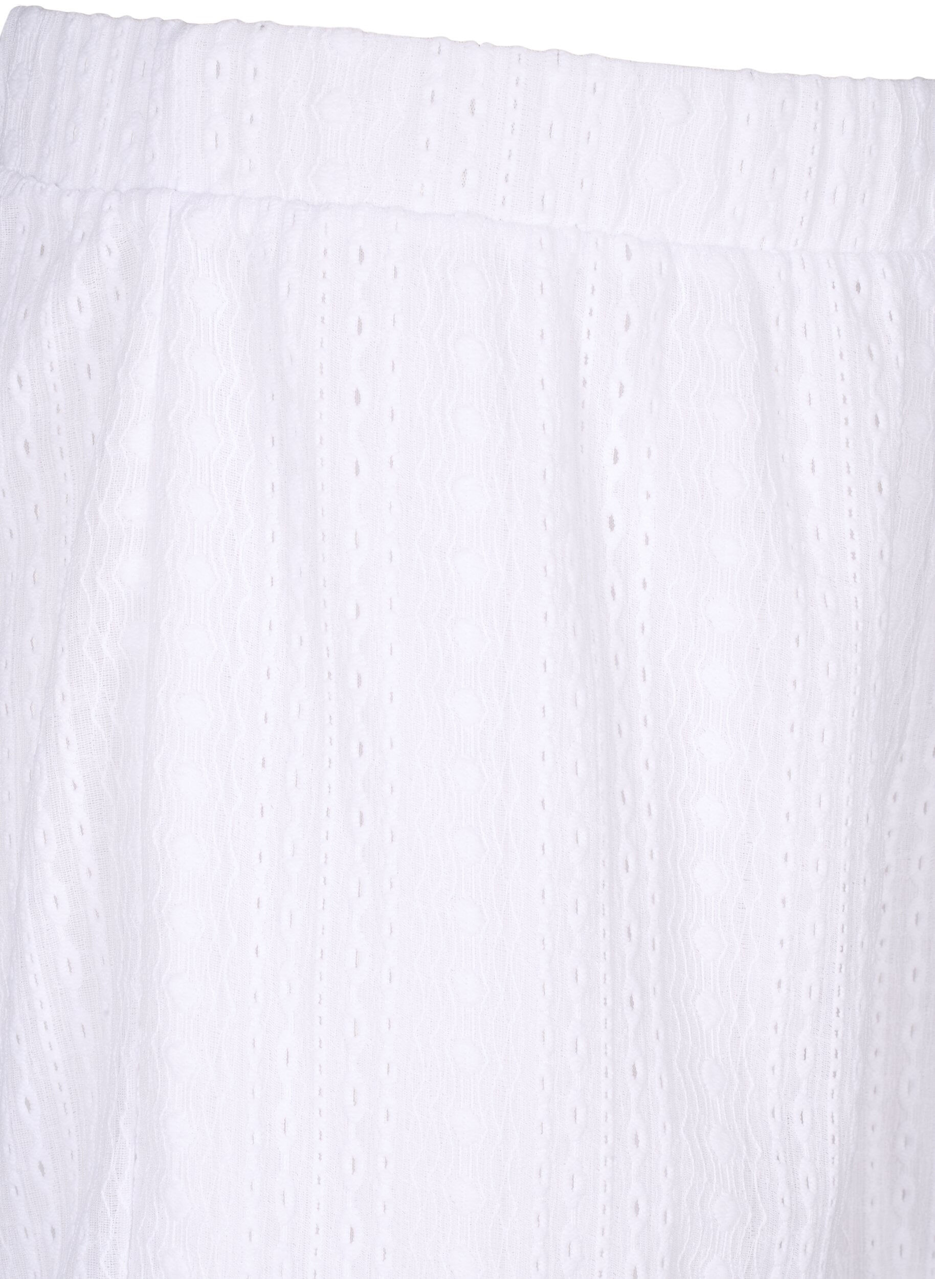 Zizzifashion Shorts with a textured pattern, Bright White, Packshot image number 2