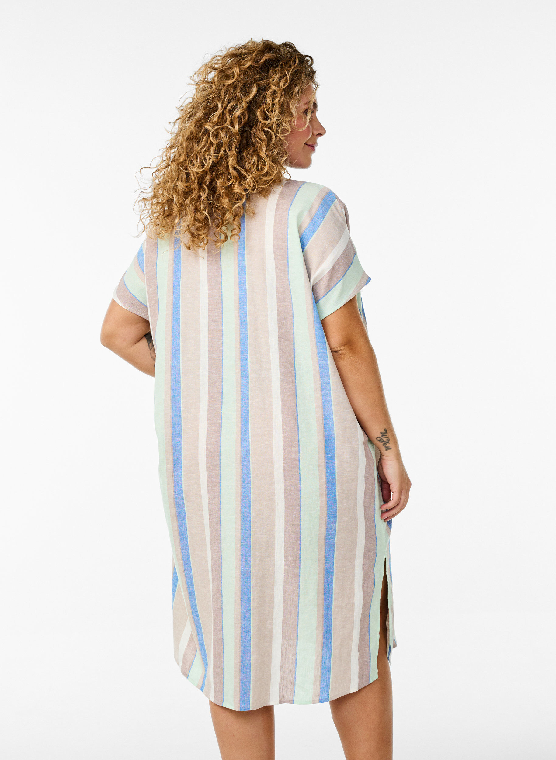 Zizzifashion Long shirt in viscose and linen, Blue, Model image number 2