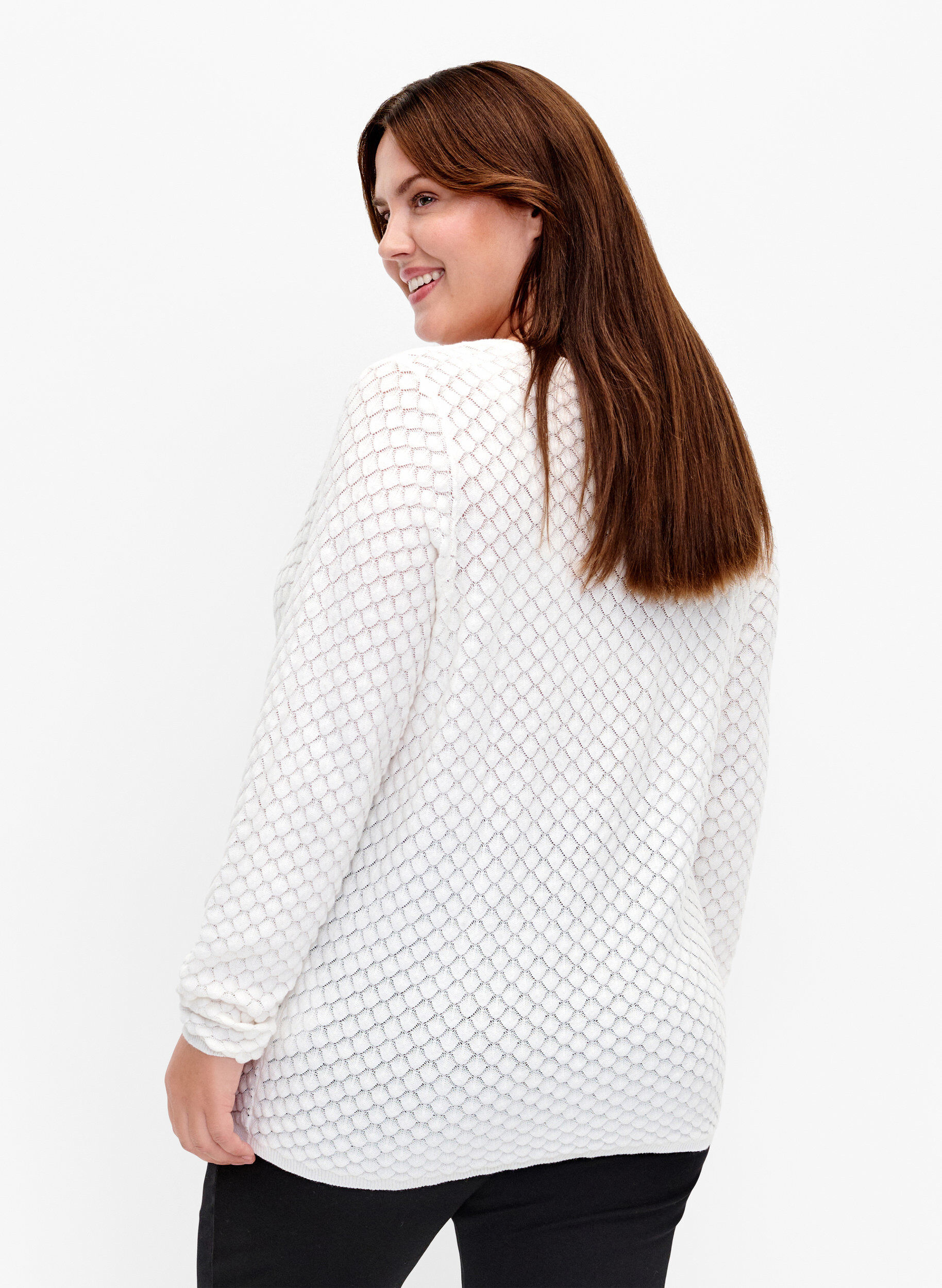 Zizzifashion Structure-patterned pullover in organic cotton	, Cloud Dancer, Model image number 1