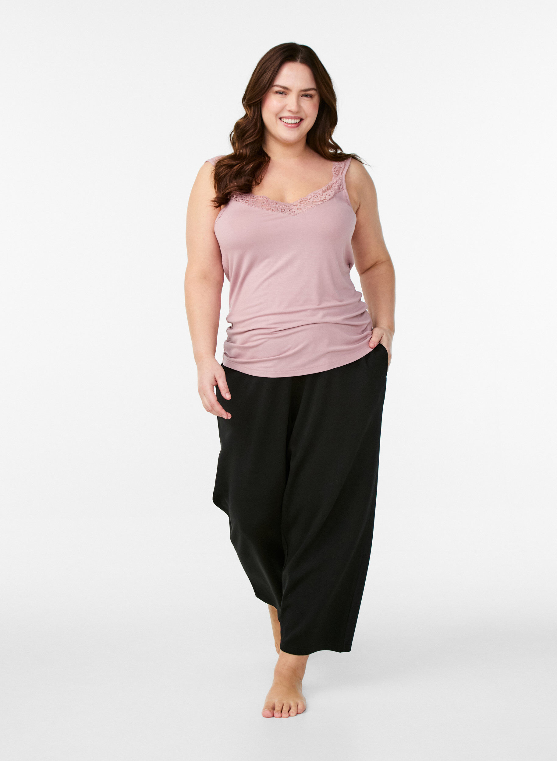 ZizzifashionViscose top with lace trim, Rose, Model image number 1