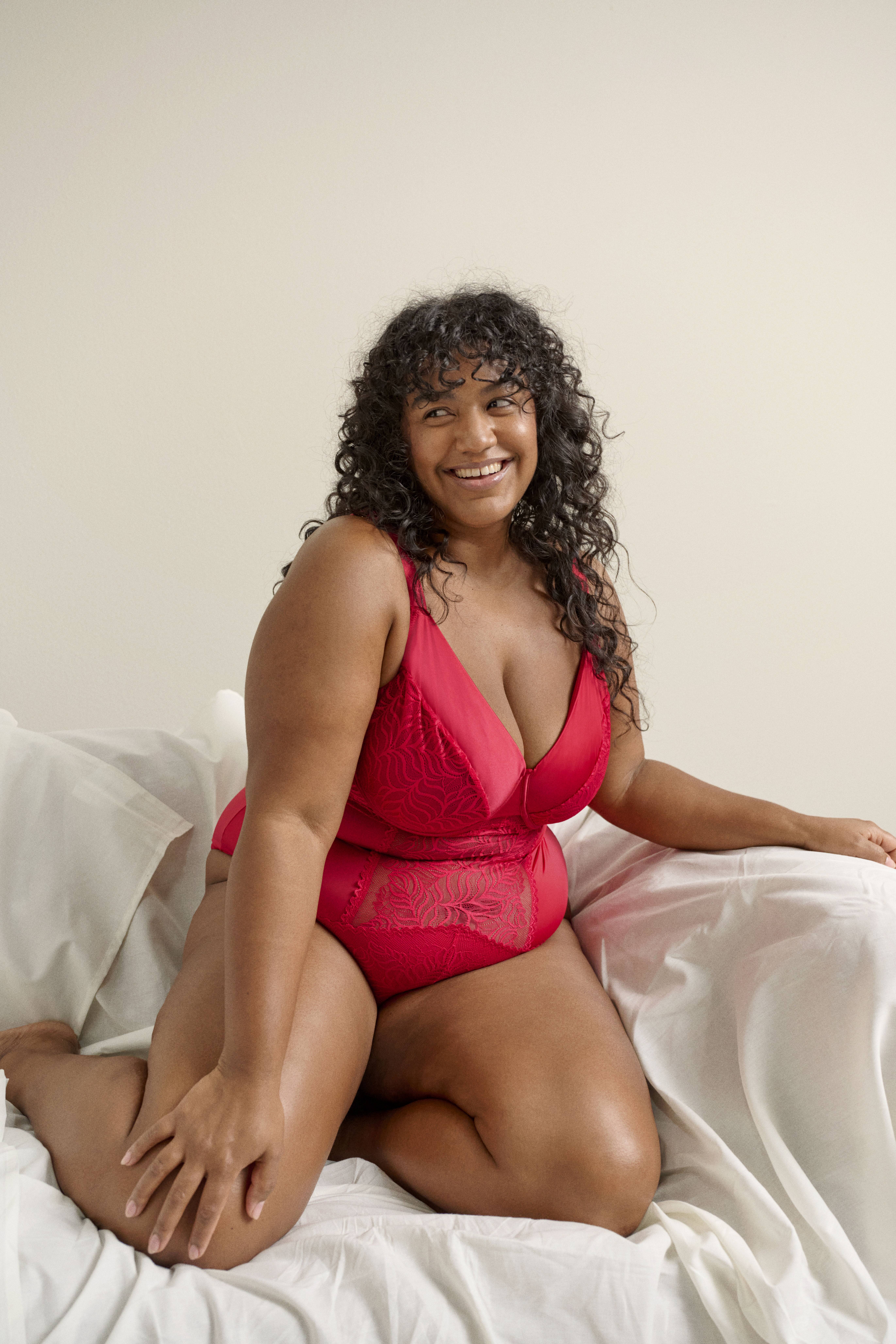 Zizzifashion Bodystocking with lace and satin detail, , Model