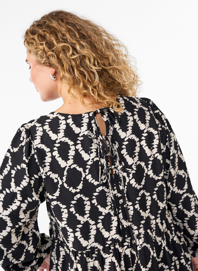 Long-sleeved dress with print and bows, Black, Model image number 3