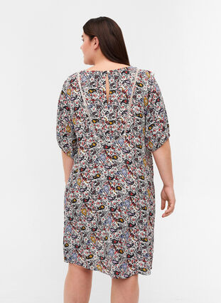 Short-sleeved viscose dress with print, Powder Puff AOP, Model image number 1