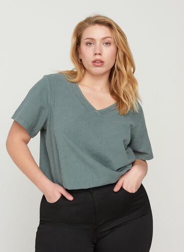 Short-sleeved cotton blouse with a v-neck, Balsam Green, Model image number 0