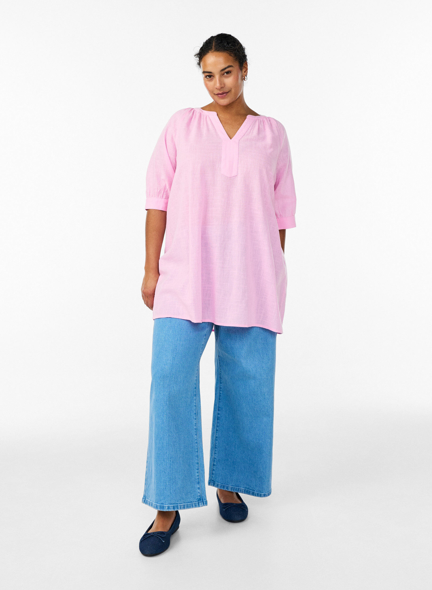 Zizzifashion Cotton tunic with a V-neck, Pink, Model image number 1
